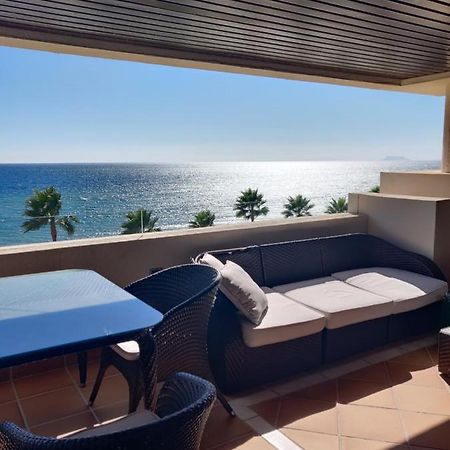 Bahia De La Plata Seafront Apartment Estepona Ngoại thất bức ảnh